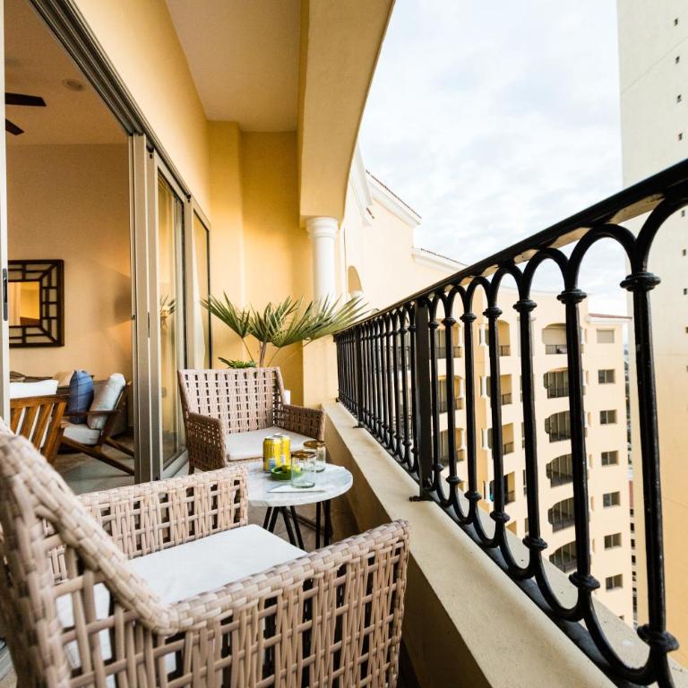 Petit Luxe Las Gavias Penthouse - Apartment - 4