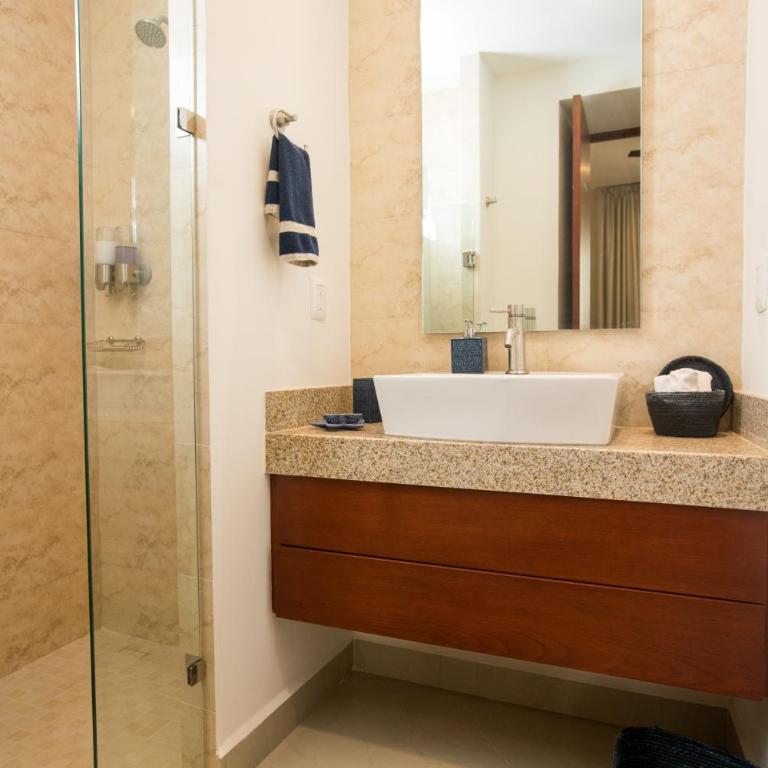 Petit Luxe Las Gavias Penthouse - Apartment - 15