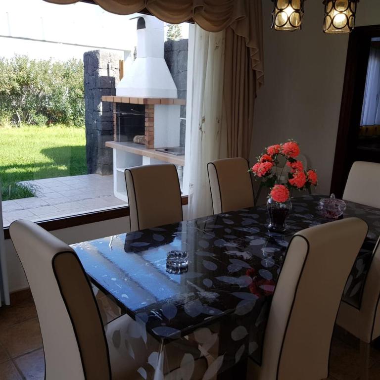 Villa Papagayo - Four-Bedroom House - 9