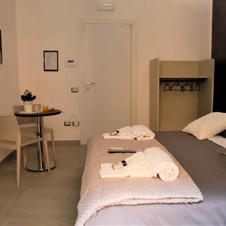 Capitelli - Deluxe Double Room - 5