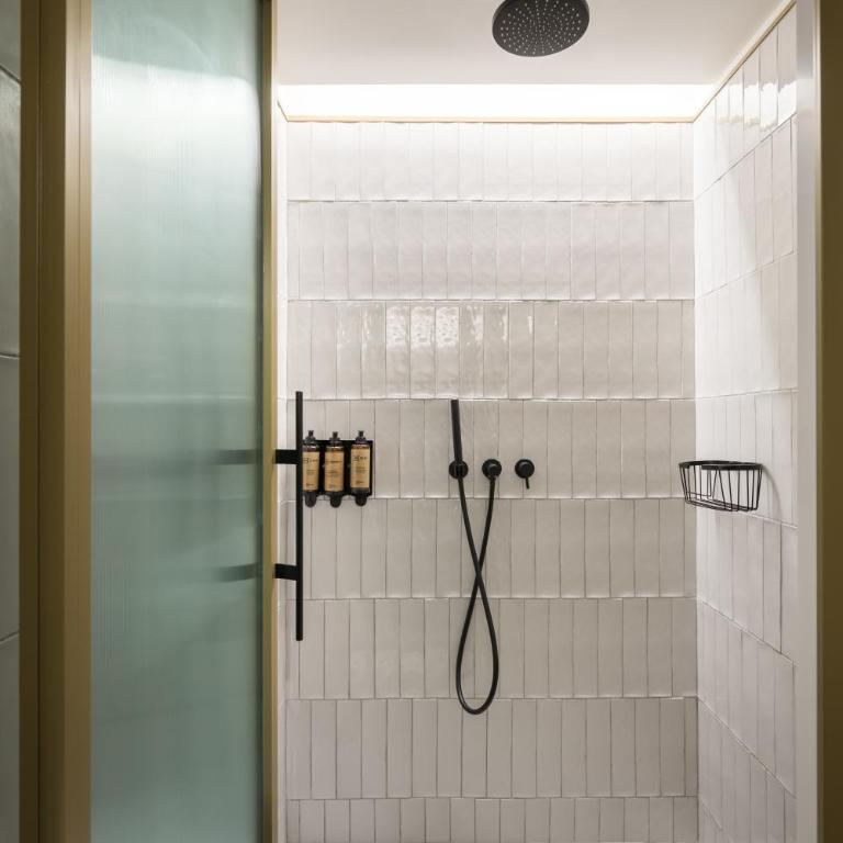 Be Mate Paseo de Gracia - Two-Bedroom Apartment with Terrace - 7