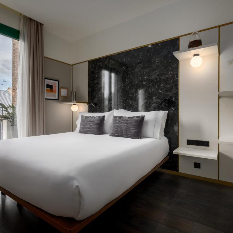 Be Mate Paseo de Gracia - Two-Bedroom Apartment with Terrace - 21
