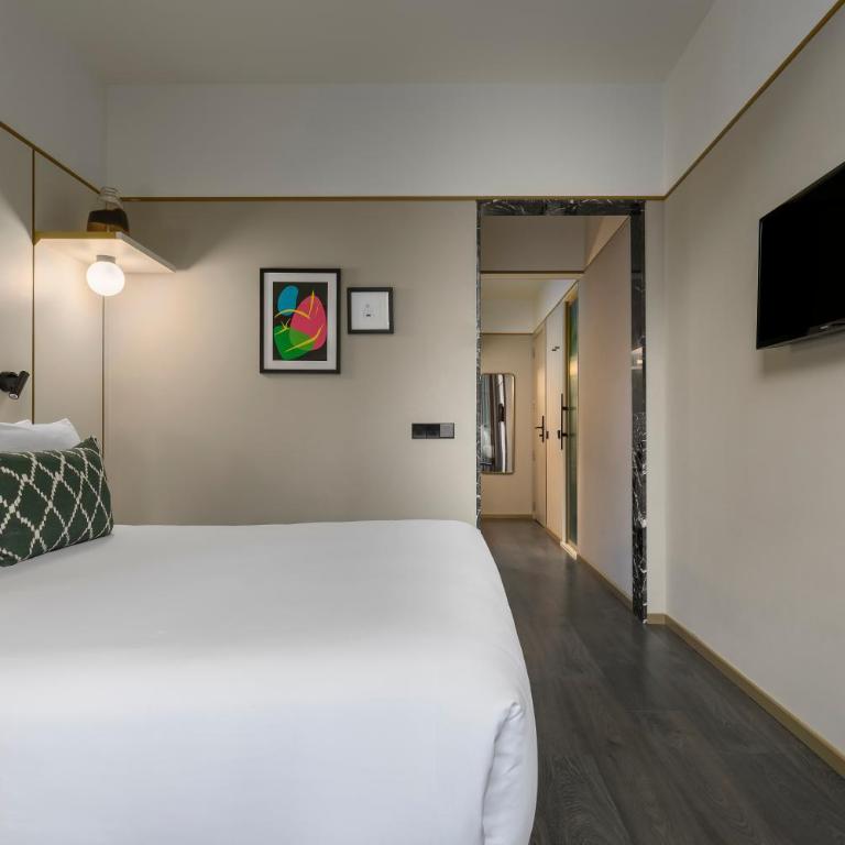 Be Mate Paseo de Gracia - Two-Bedroom Apartment with Terrace - 2