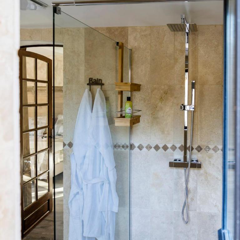 Hôtes'Antic Provence - Chambre Double ou Lits Jumeaux Supérieure - 9