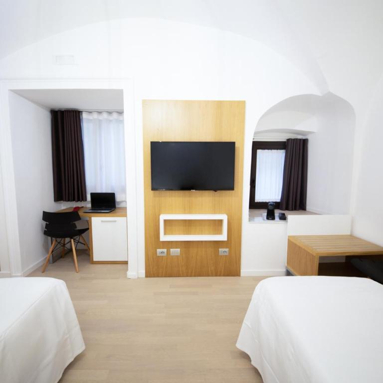 The Uncle's House - Standard Triple Room with Window - 4