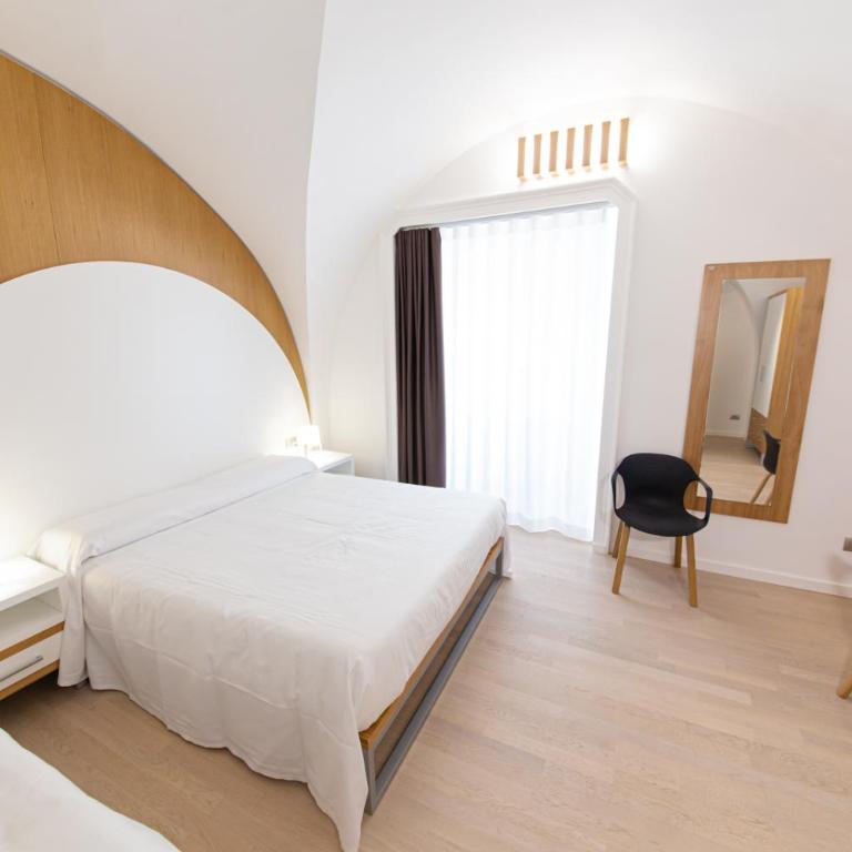 The Uncle's House - Deluxe Double Room with Extra Bed - 14