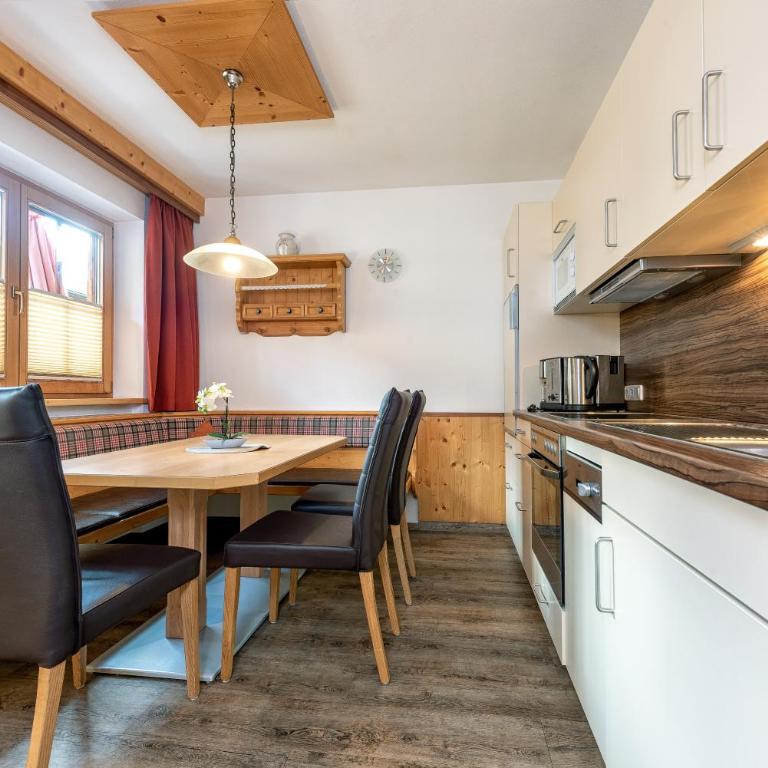 Alpenresort Thanner - Apartment mit 2 Schlafzimmern (6 Erwachsene) - 20