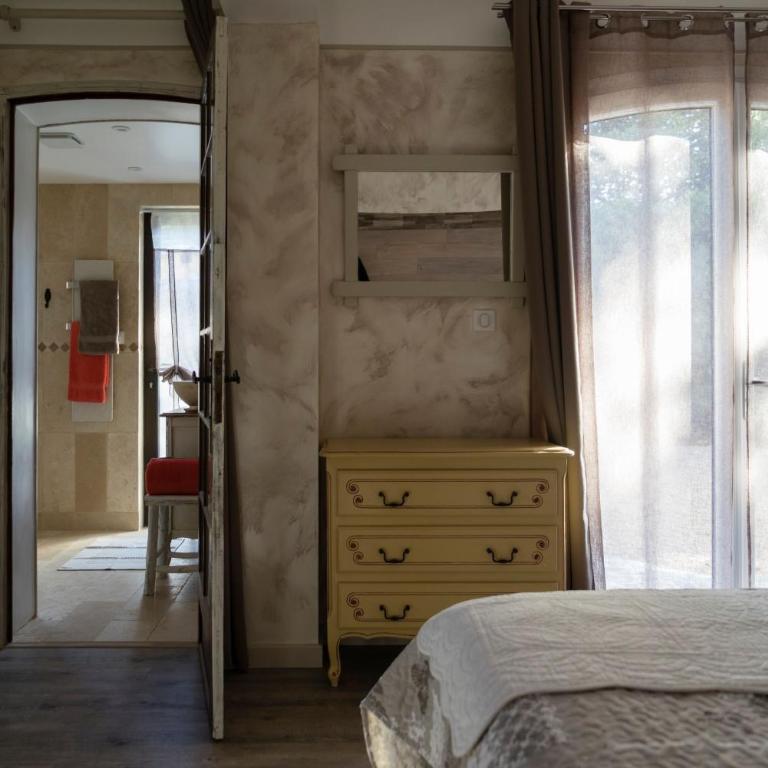 Hôtes'Antic Provence - Chambre Double ou Lits Jumeaux Supérieure - 6