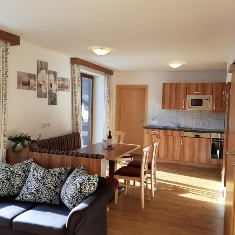 Bauernhof Burglehen - Apartment mit 3 Schlafzimmern - 1