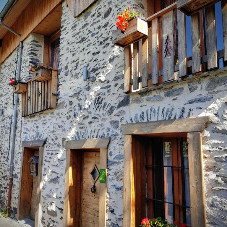 Le Cosy Lodge Départs Vélo Ski Alpe d'Huez 2 Alpes La Grave Détente Jacuzzi Piscine Sauna Bar Billard - Chalet - 6