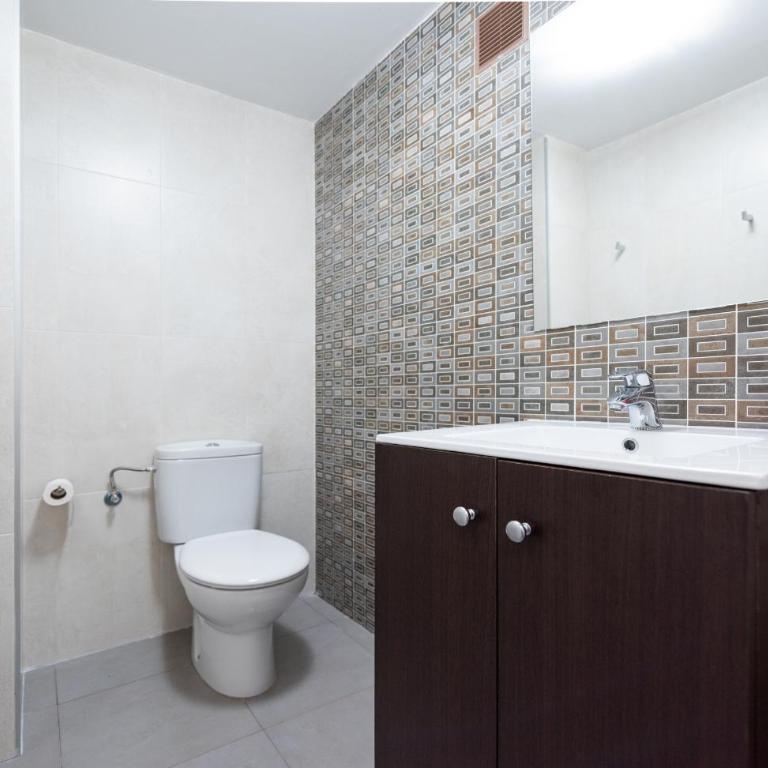 Ferrandiz Suite - Two-Bedroom Apartment - 20