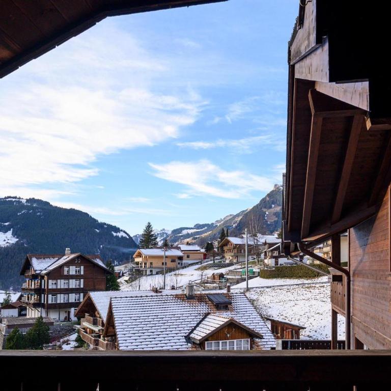 Jungfrau Lodge, Swiss Mountain Hotel - Vierbettzimmer mit eigenem Bad - 6