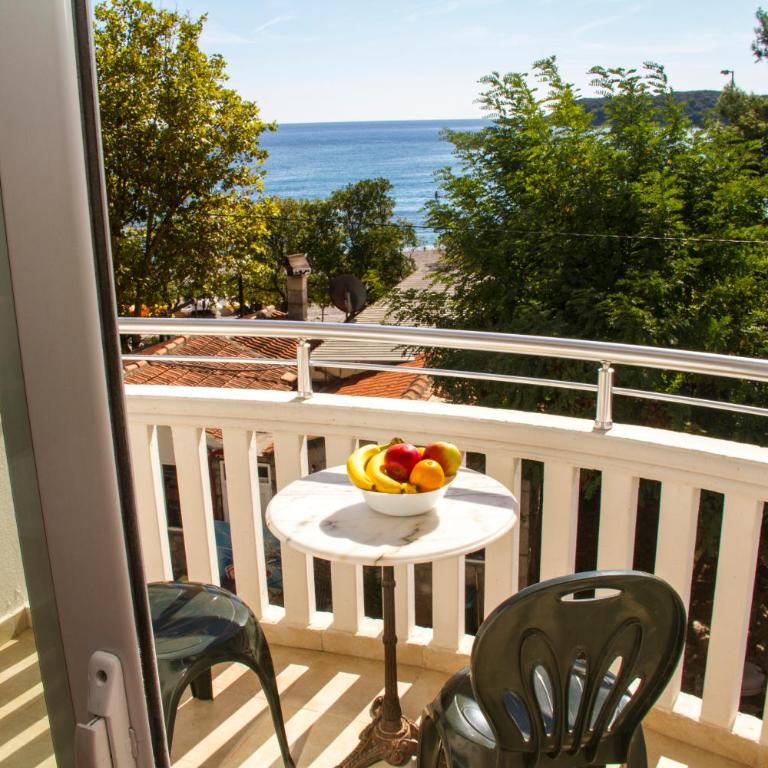 Guest House Galija - Studio with Sea View - 1