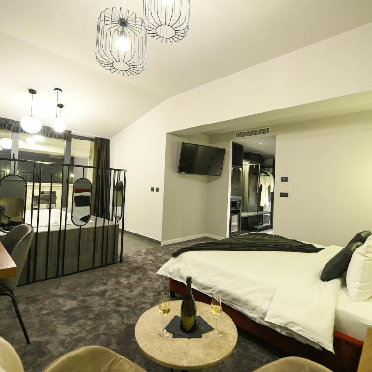 Boscovich Boutique Hotel - Deluxe Suite - 3