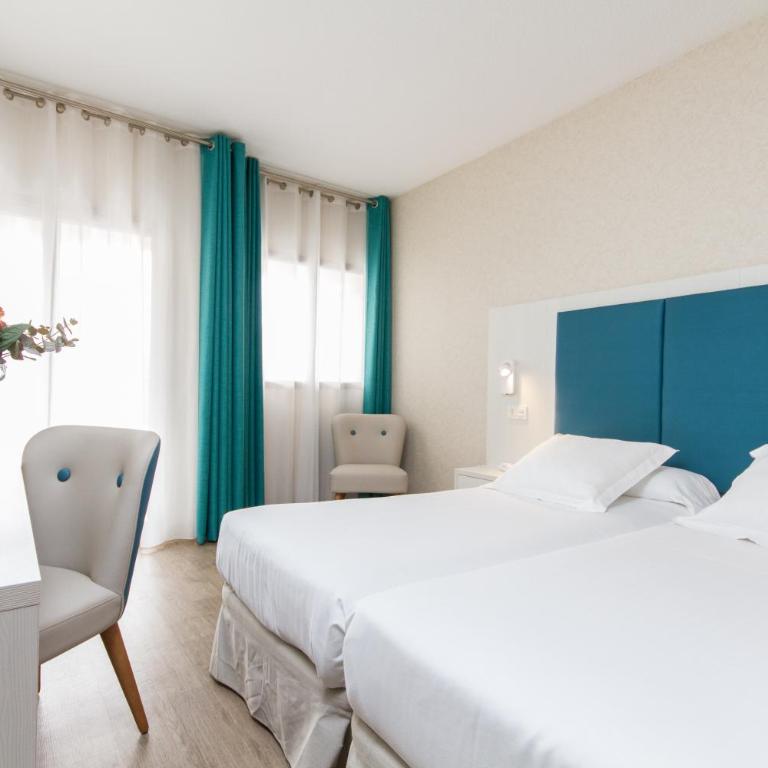 Hotel Castilla Alicante - Superior Double or Twin Room with Terrace - 2