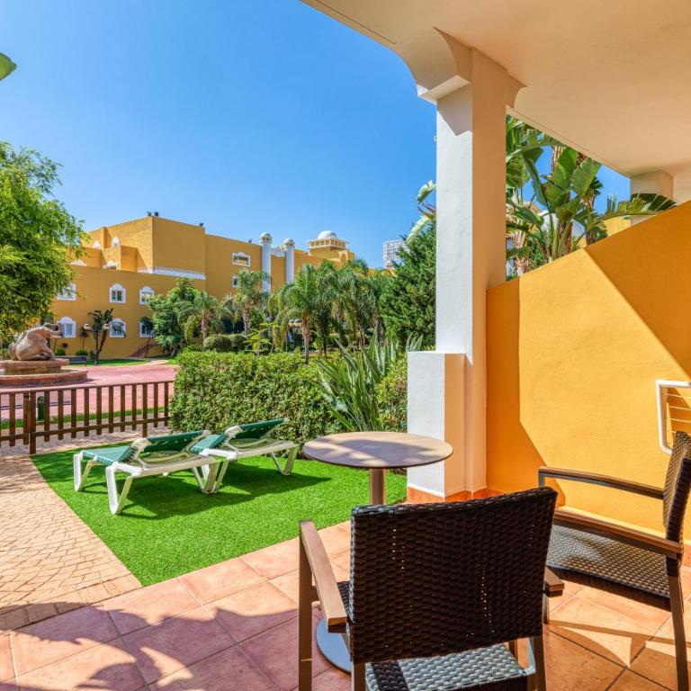 Playazimbali - Habitación Doble Superior con vistas al jardín - 2 camas - 1