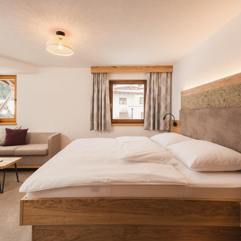 Apart Pension Moos - inkl SuperSommerCard - Chambre Double avec Balcon - 1