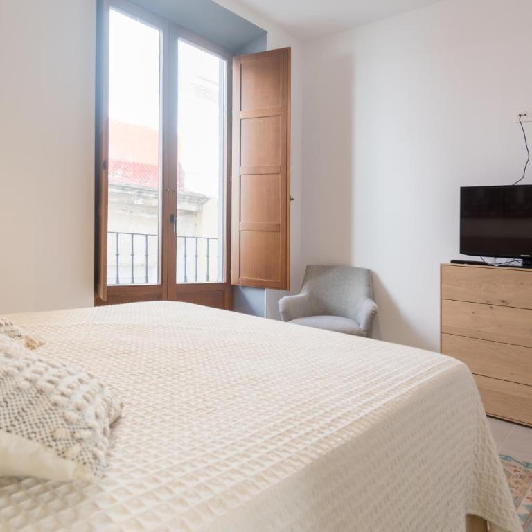 Atico Gades de la Catedral - Apartamento de 2 dormitorios - 28