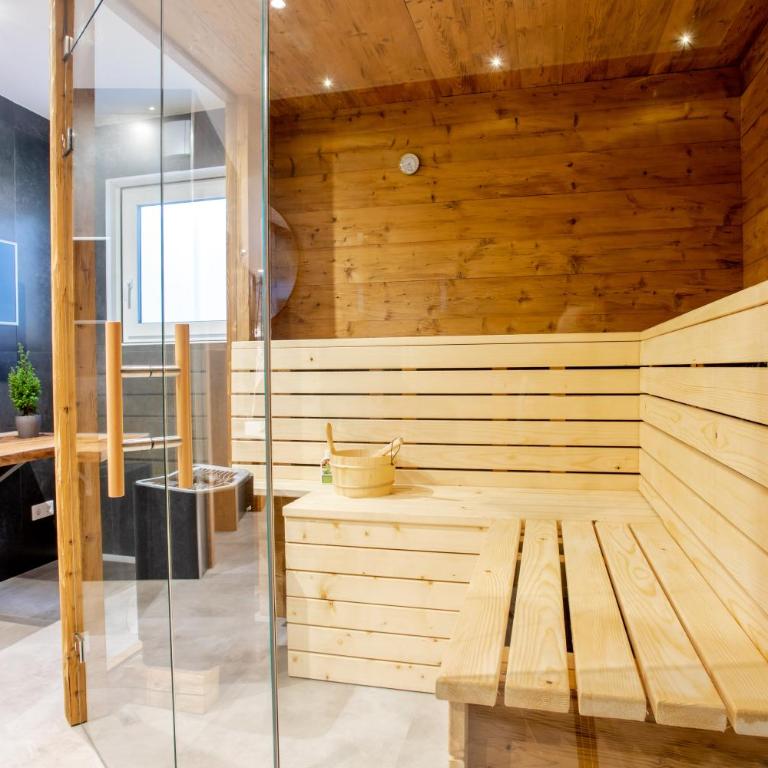 Private Spa & Garden Alpi mit Sauna und Whirlpool - Apartment with Sauna - 51
