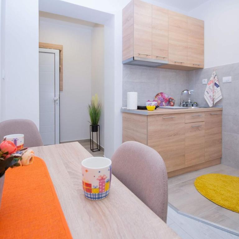 Cvetni trg - Apartman sa 2 Spavaće Sobe - 15