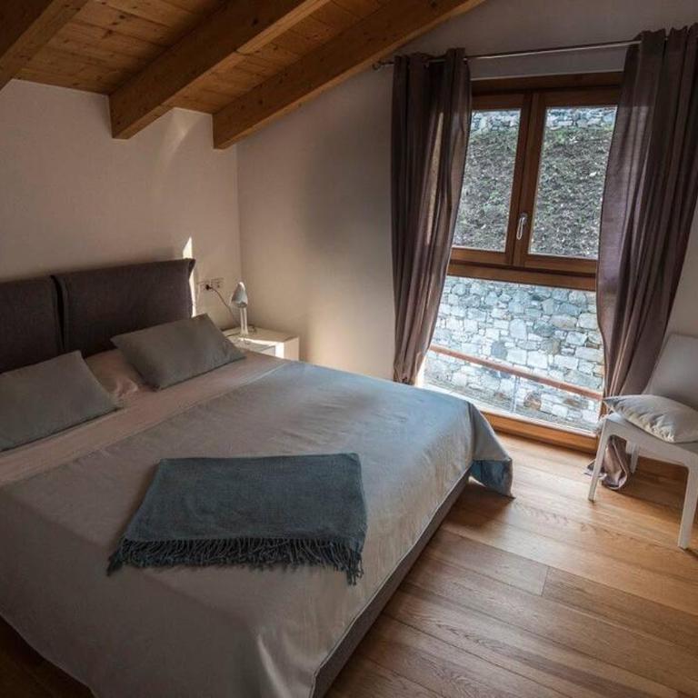 beautiful poolside and stunning lake view Gardenia - Casa con 2 Camere da Letto - 13