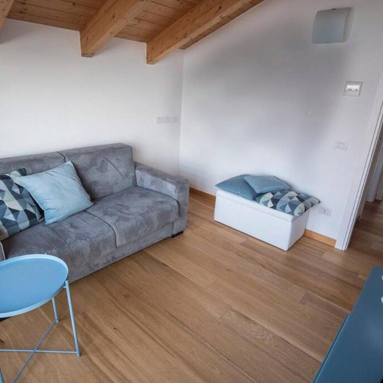beautiful poolside and stunning lake view Gardenia - Casa con 2 Camere da Letto - 16