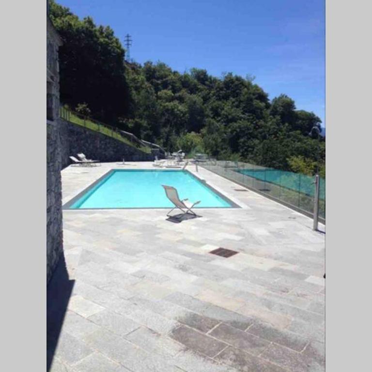 beautiful poolside and stunning lake view Gardenia - Casa con 2 Camere da Letto - 25