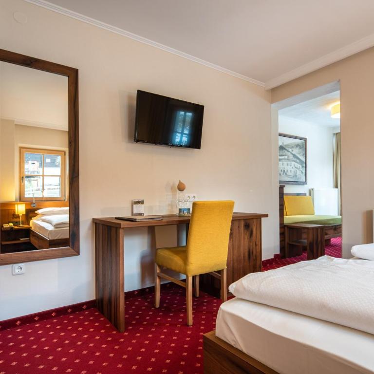 Hotel Senningerbräu - Vierbettzimmer - 9