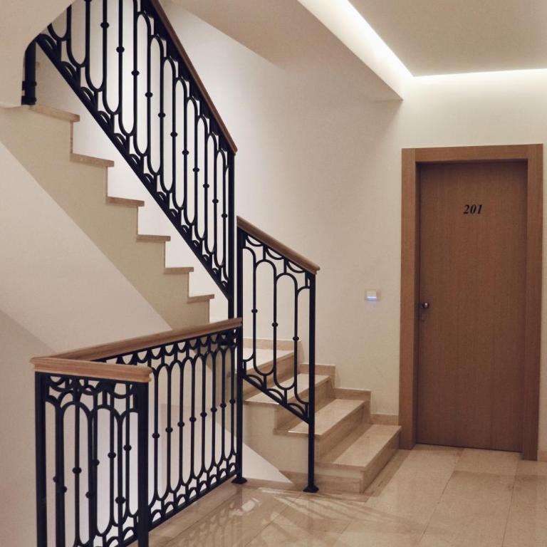 Hotel Villa Gracia - Standardna Dvokrevetna Soba sa Bračnim Krevetom/Zasebnim Krevetima - 19