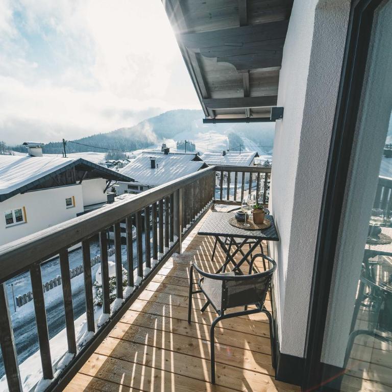 Mirador Apartments - Panorama-Apartment mit Balkon und Bergblick - 1