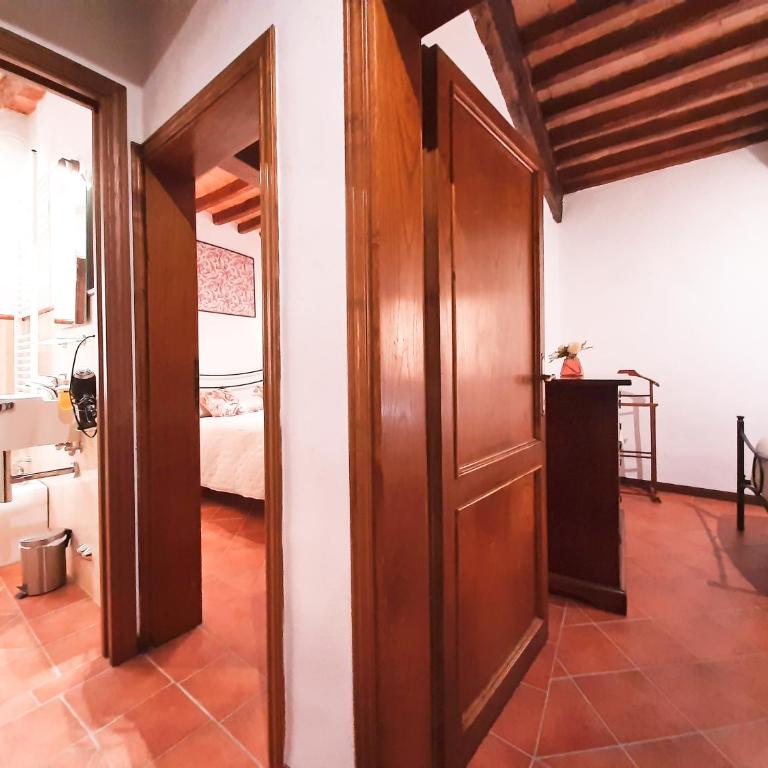 San Gimignano Apartments Chianti - Two-Bedroom Apartment - 18