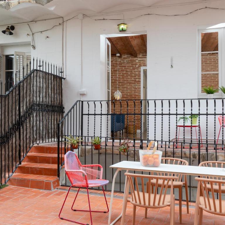 Casa Cosi - Putxet 4 - Three-Bedroom Apartment - 1