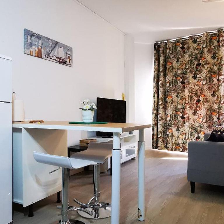 City Beach Home - Estudio - 6