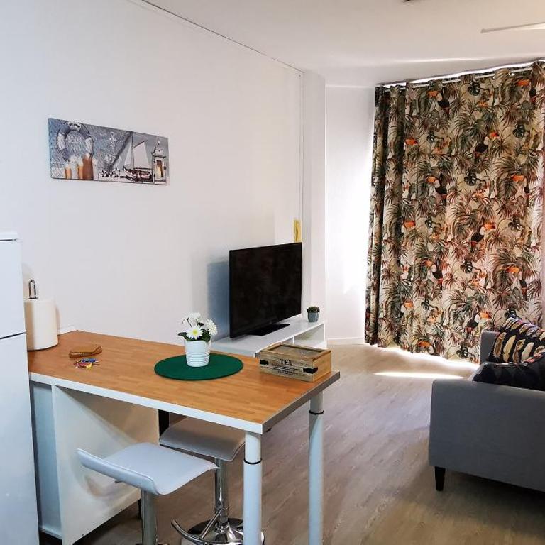 City Beach Home - Estudio - 39