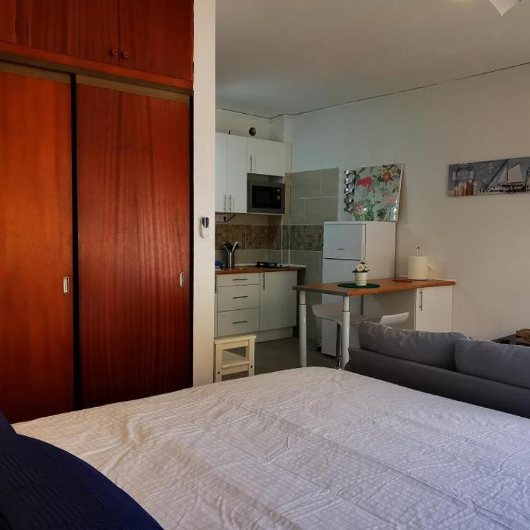 City Beach Home - Estudio - 37