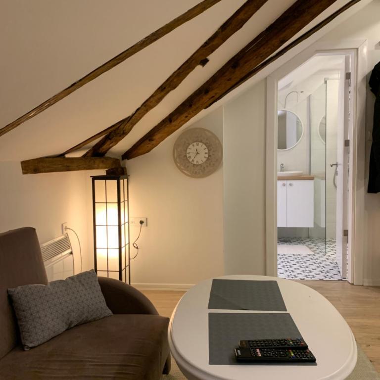West Studio Apartment Sarajevo - Studio Apartman - 9