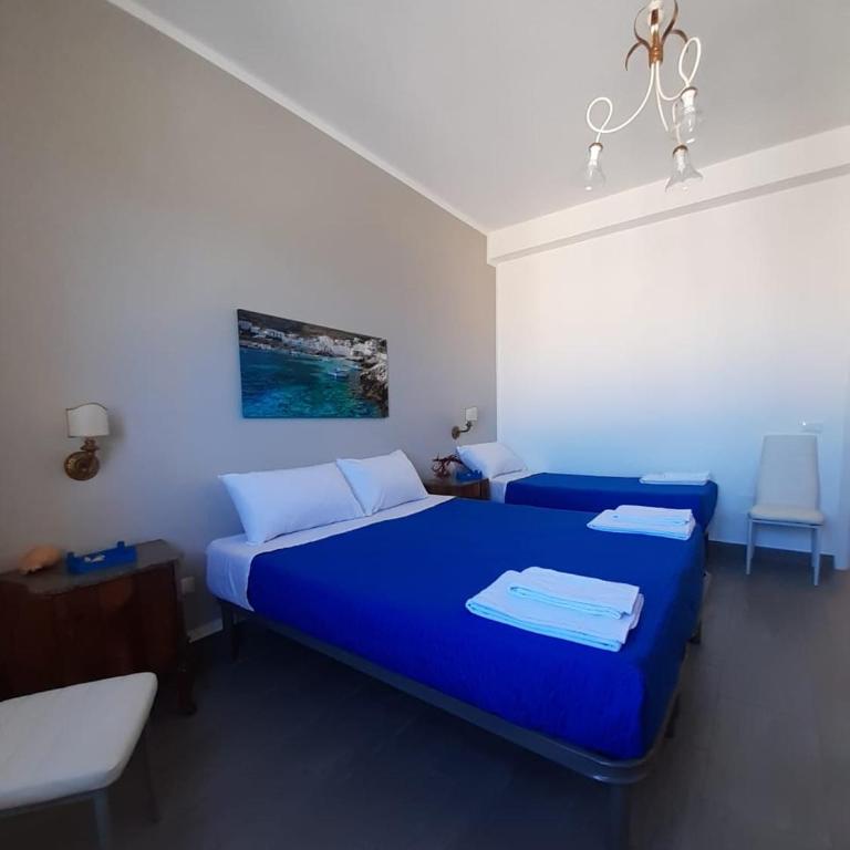 Le Quattro Isole - Camera Matrimoniale con Vista Mare - 11