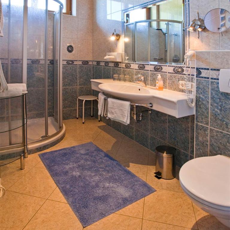Hotel Garni Tannenhof - One-Bedroom Apartment with Balcony - 9