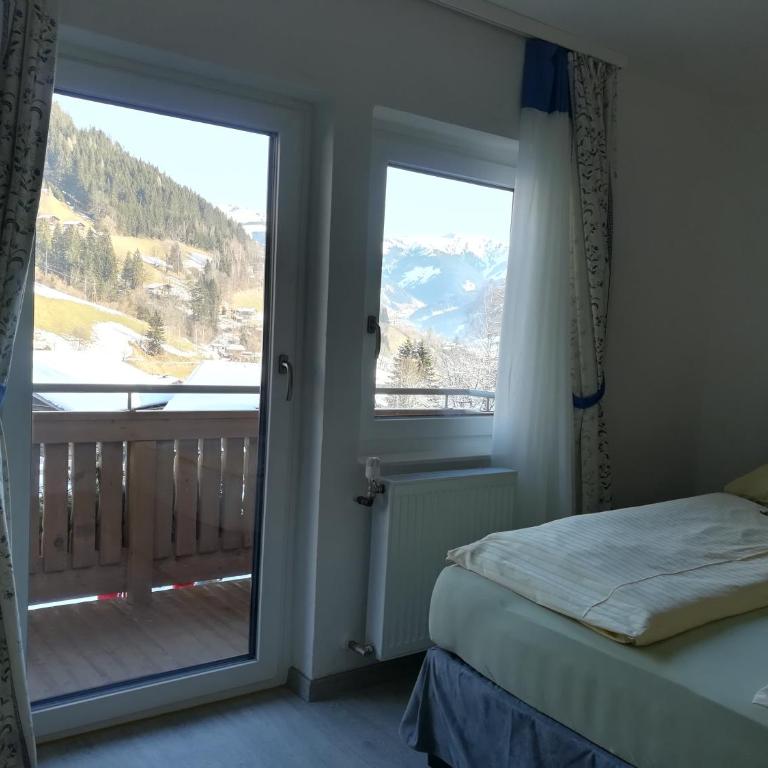 Apartment Waldhaus Opitz - Doppelzimmer mit Balkon - 4