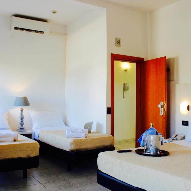 Hotel Marina Depandance - Camera Quadrupla Comfort - 3