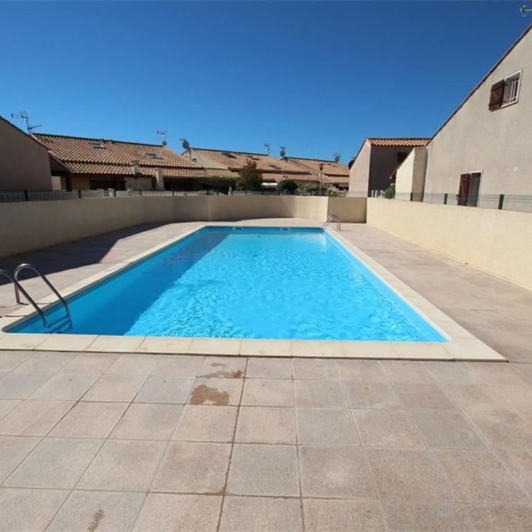 Belle villa 5 couchages terrasse Sud parking dans résidence sécurisée piscine commune 400m de la mer LRJP102 - Maison 2 Chambres - 13