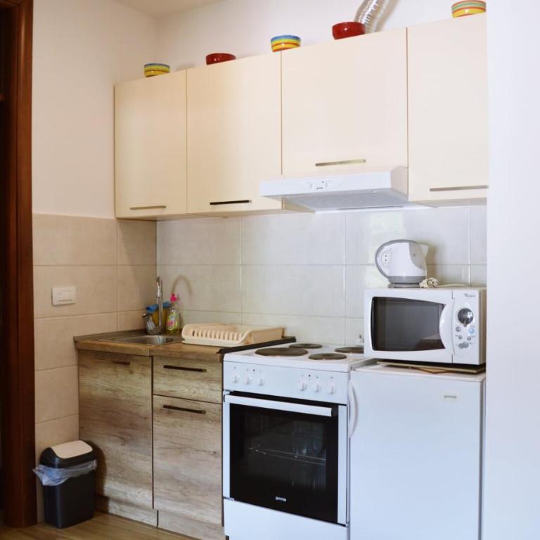 Apartments Nikčević - Apartman sa Terasom - 11