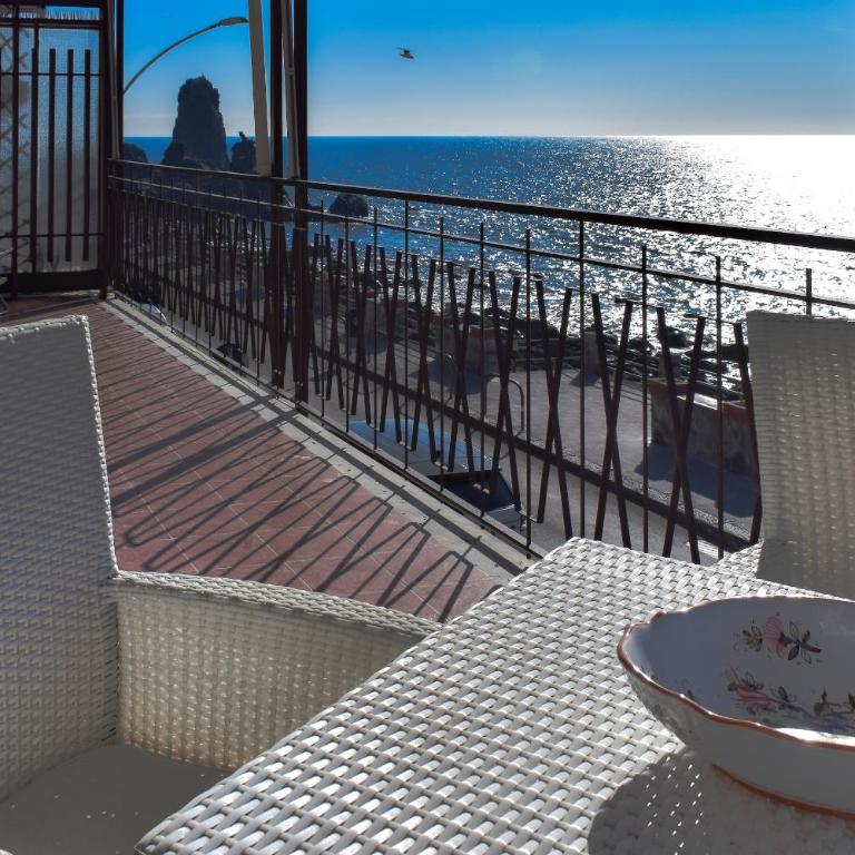 Acitrezza View - Appartamento con Vista Mare - 1