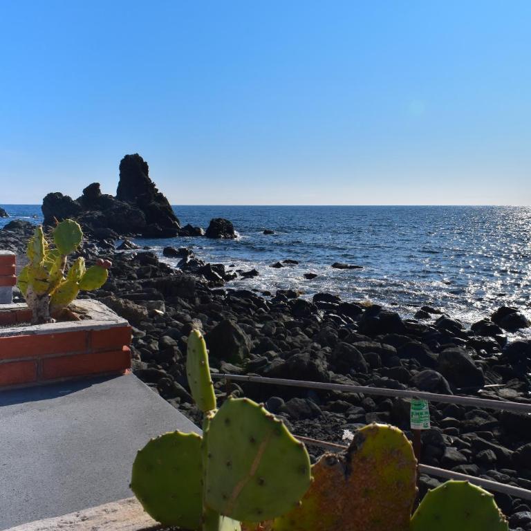 Acitrezza View - Appartamento con Vista Mare - 15