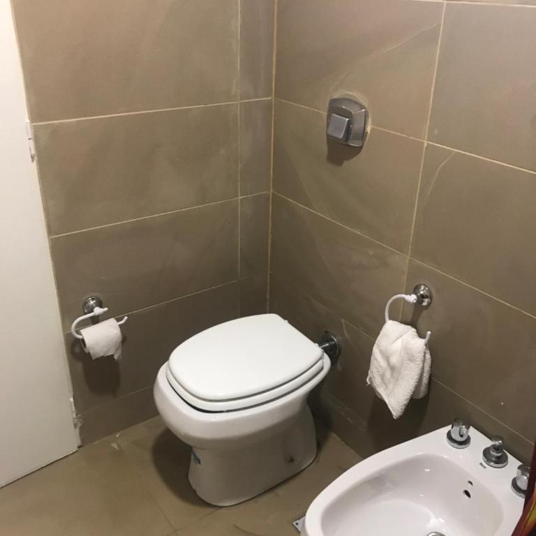 DEPARTAMENTO DE 2 DORMITORIOS C/ COCHERA - Apartamento de 2 dormitorios - 16