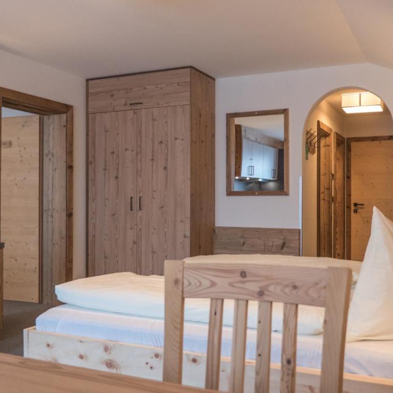 Hotel & Apart Central - Apartment mit 1 Schlafzimmer und Balkon - 14