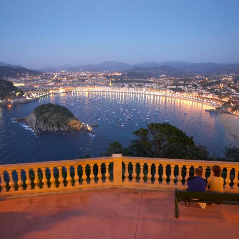 AMARA PIO XII PARKING 20E night WIFI TERRACE - Apartamento de 3 dormitorios - 26