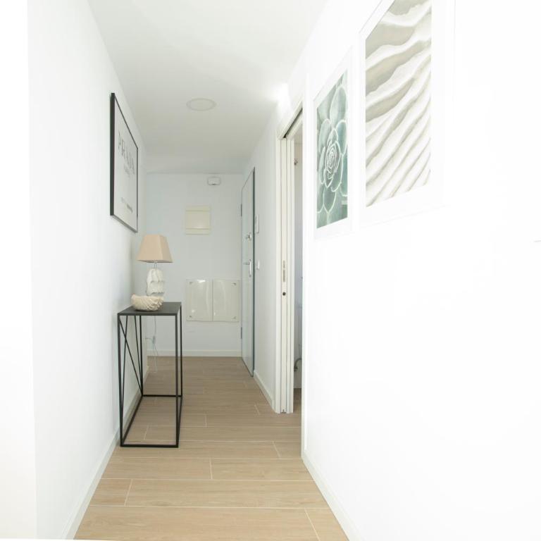Modern sea front Sea Water - Two-Bedroom Apartment - 14