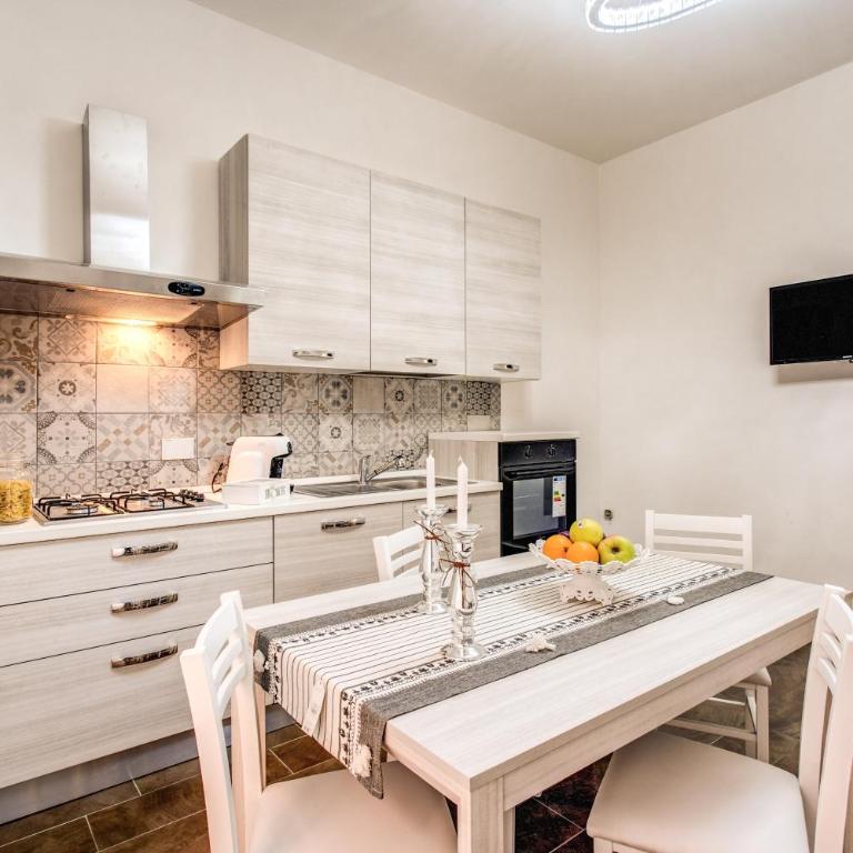 Laura luxury apartment in the center Rome - Appartamento con 2 Camere da Letto - 2