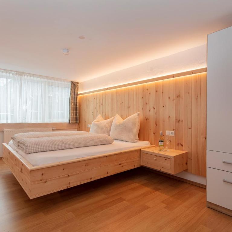 Alte Zimmerei - Lofer - Apartment mit 2 Schlafzimmern und Gartenblick - 1